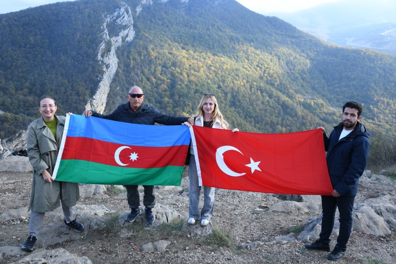 ADAU-da keçirilən konfransın iştirakçıları Şuşada olublar - FOTOLAR